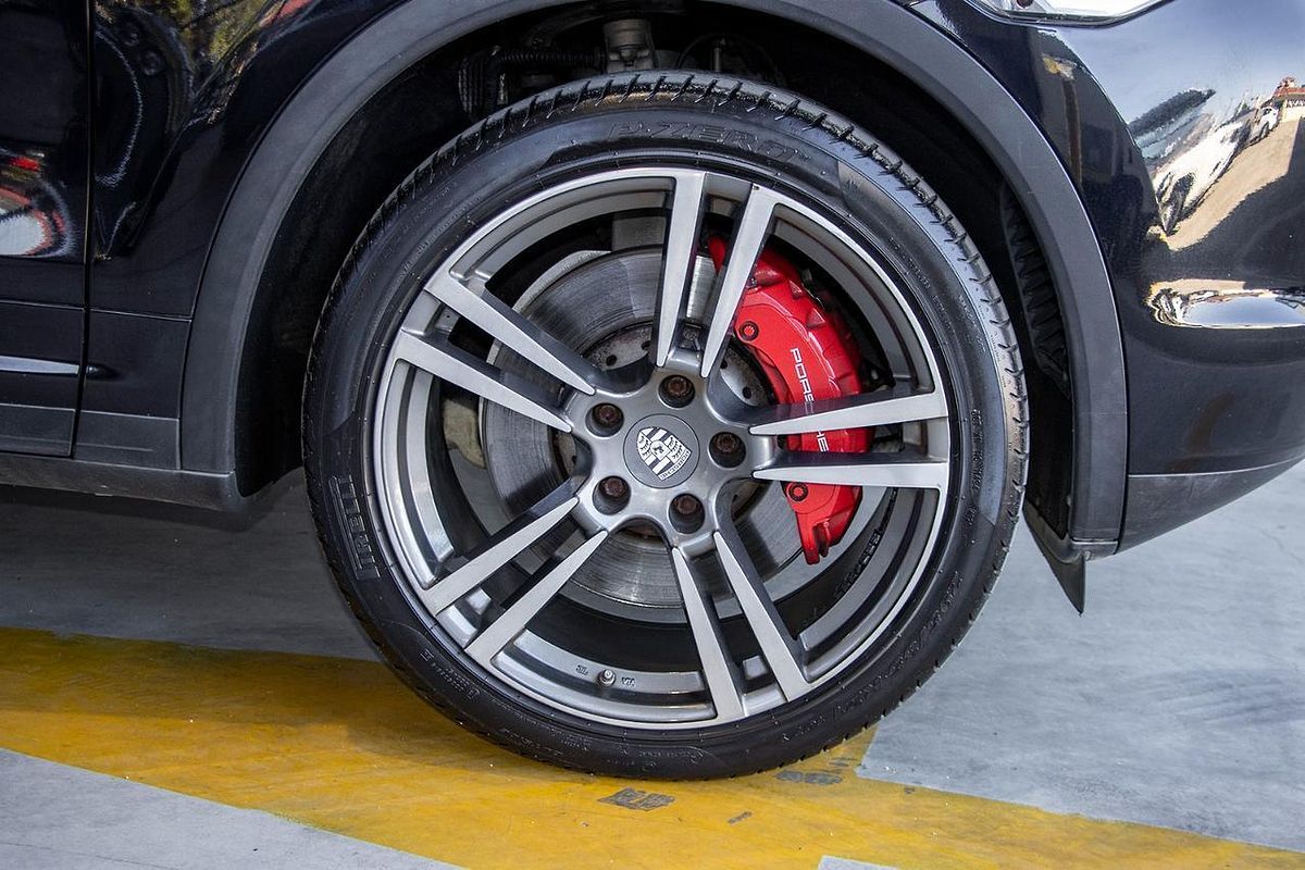 2010 Porsche Cayenne Turbo 9PA