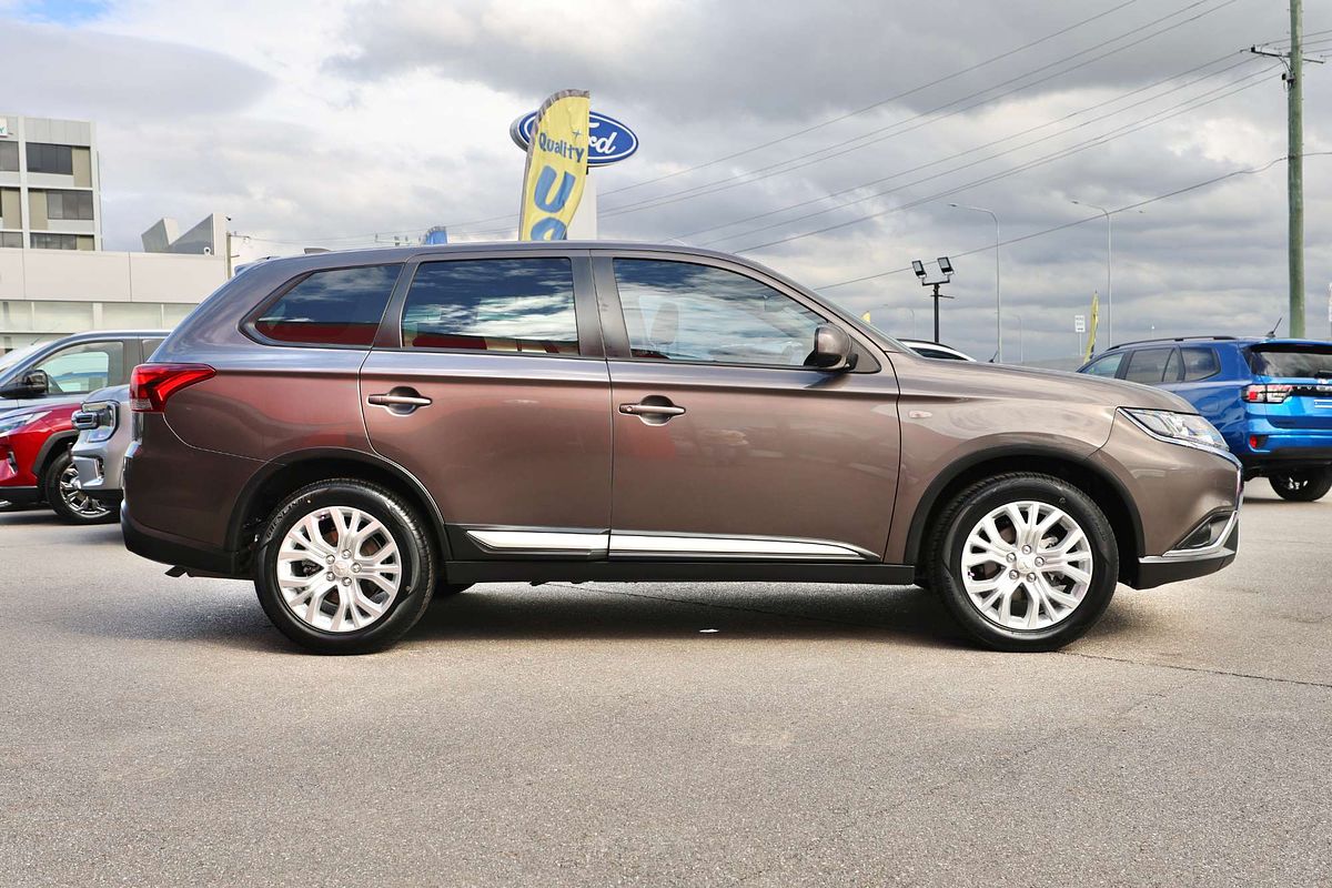 2021 Mitsubishi Outlander ES ZL