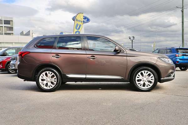 2021 Mitsubishi Outlander ES ZL