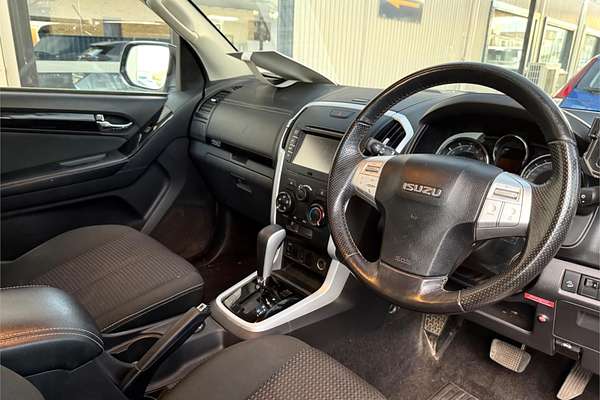 2020 Isuzu MU-X LS-M