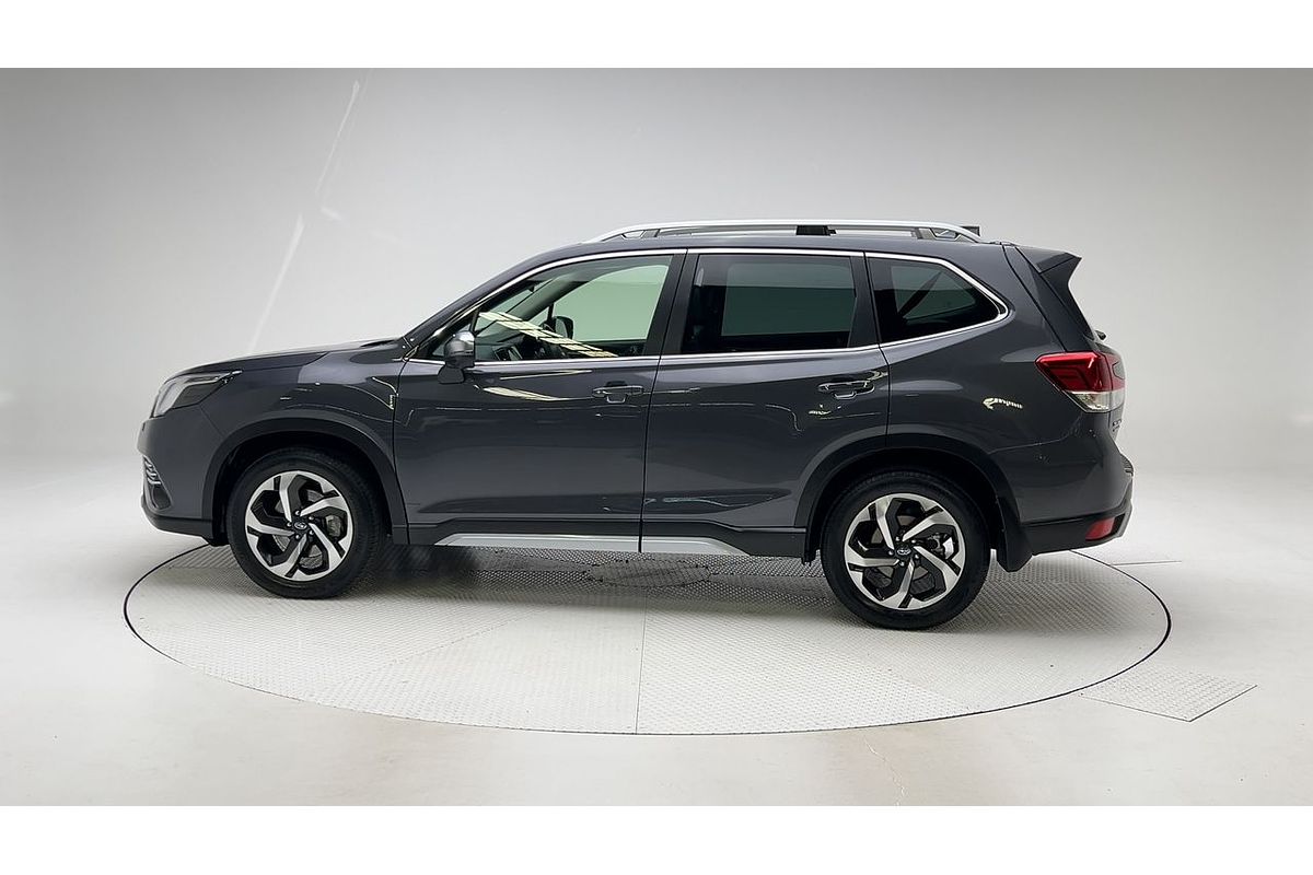 2022 Subaru Forester 2.5i-S S5