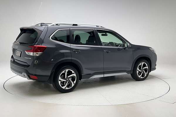 2022 Subaru Forester 2.5i-S S5