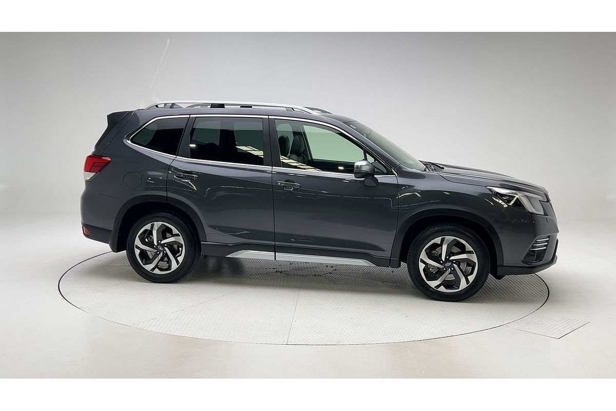 2022 Subaru Forester 2.5i-S S5