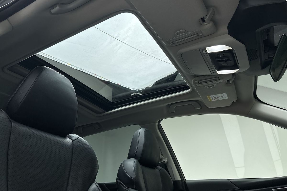 2022 Subaru Forester 2.5i-S S5
