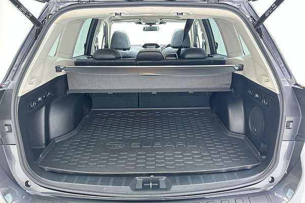 2022 Subaru Forester 2.5i-S S5