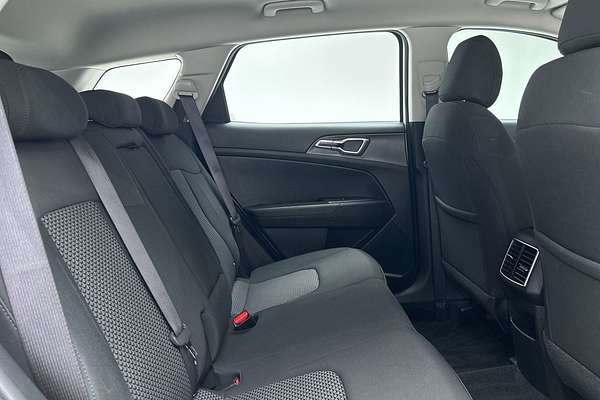 2024 Kia Sportage S NQ5