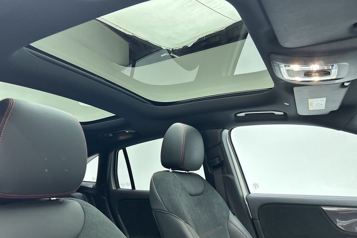 2022 Mercedes-Benz GLA-Class GLA200 H247