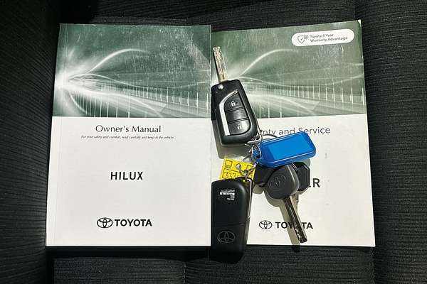 2022 Toyota Hilux SR GUN126R 4X4