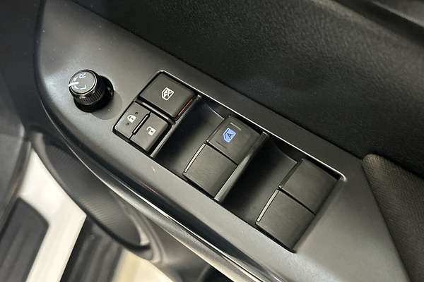 2022 Toyota Hilux SR GUN126R 4X4