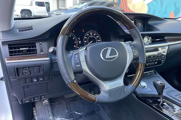 2014 Lexus ES