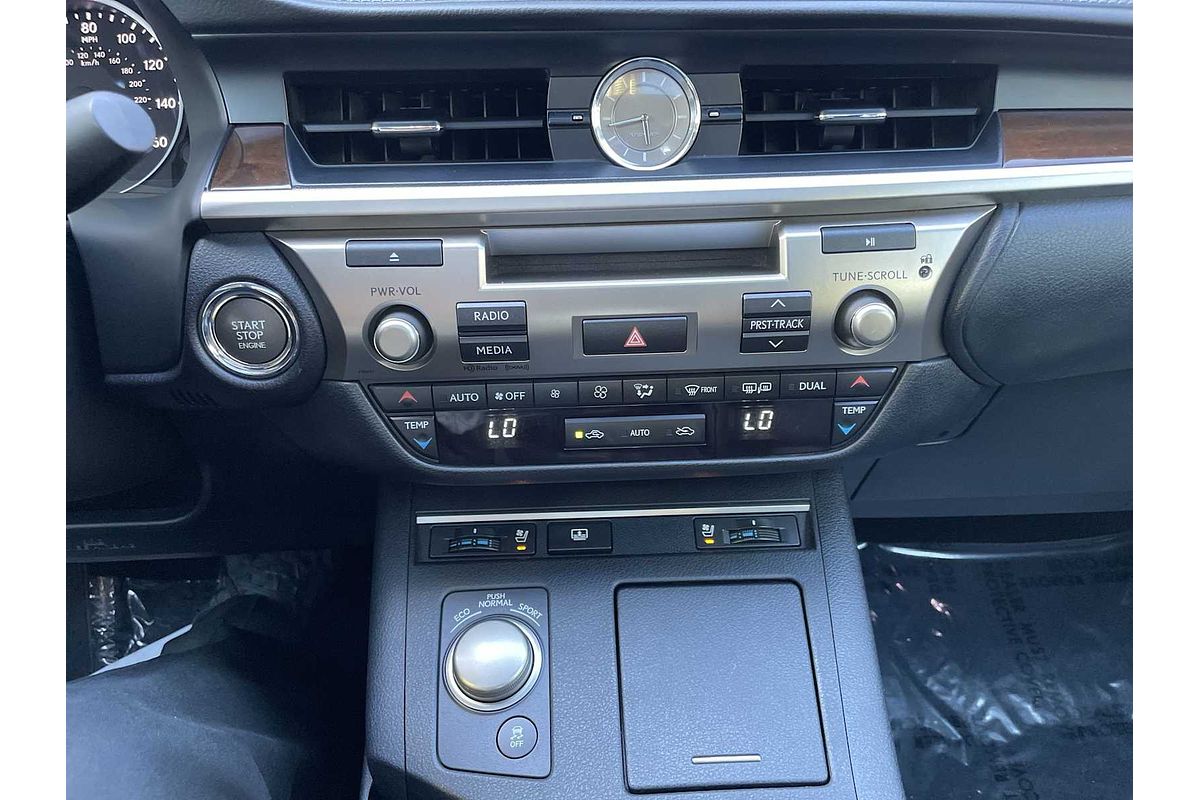 2014 Lexus ES