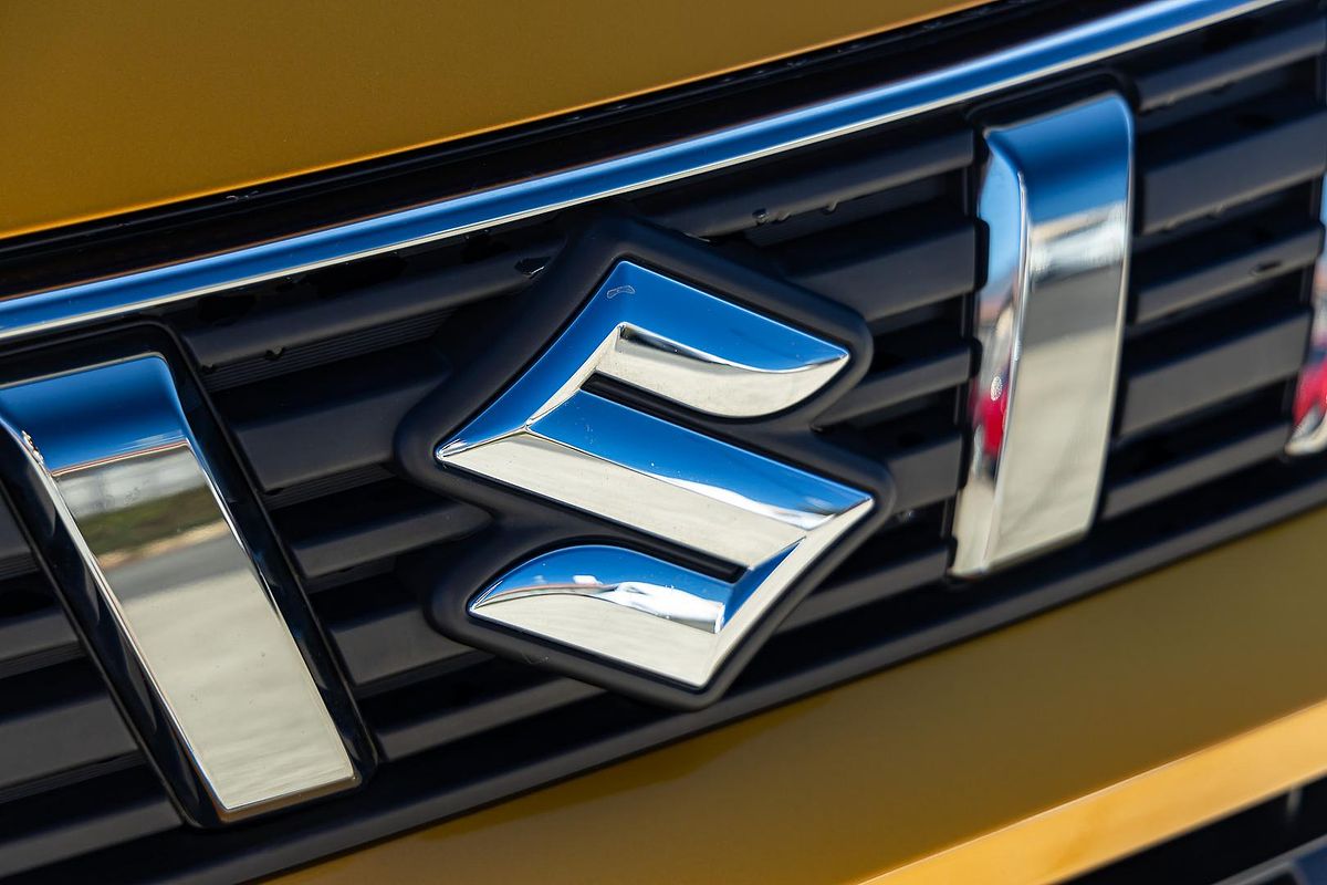 2023 Suzuki Vitara Turbo Shadow LY Series II