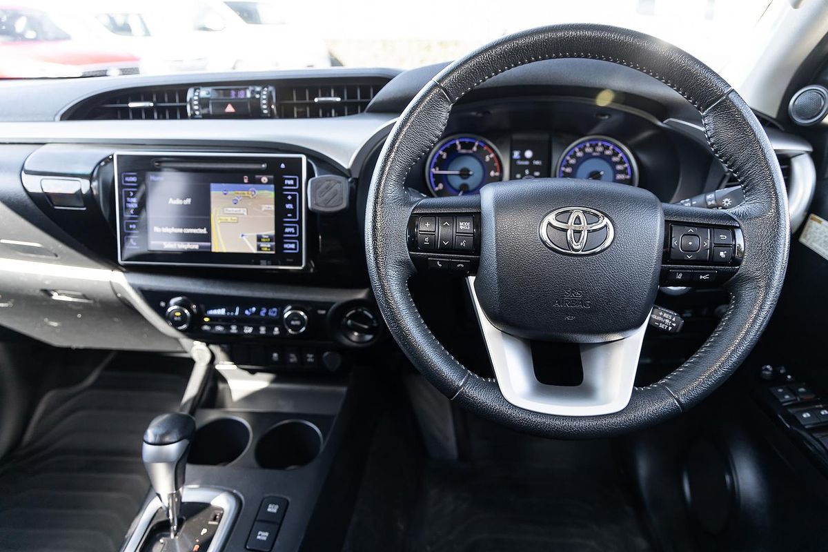 2020 Toyota Hilux SR5 GUN126R 4X4