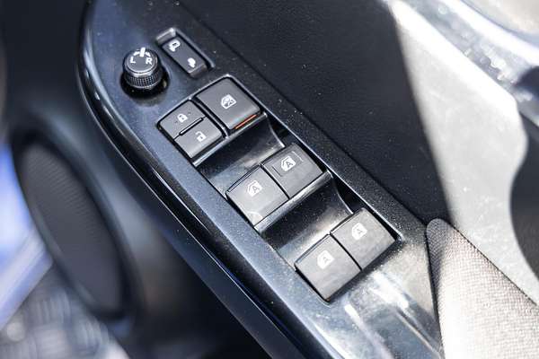 2020 Toyota Hilux SR5 GUN126R 4X4