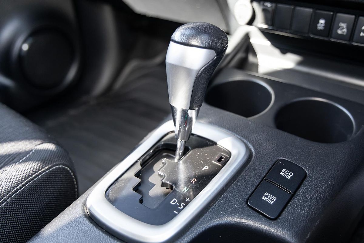 2020 Toyota Hilux SR5 GUN126R 4X4