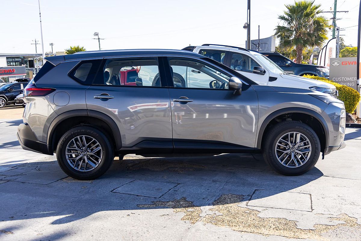 2024 Nissan X-TRAIL ST T33