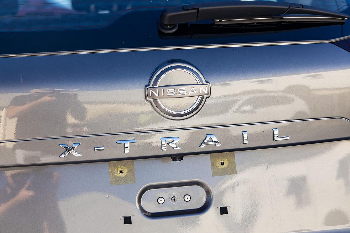 2024 Nissan X-TRAIL ST T33