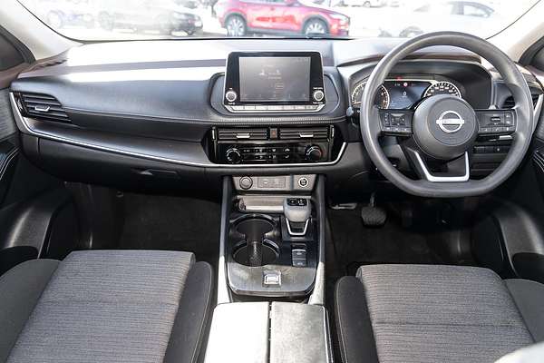 2024 Nissan X-TRAIL ST T33