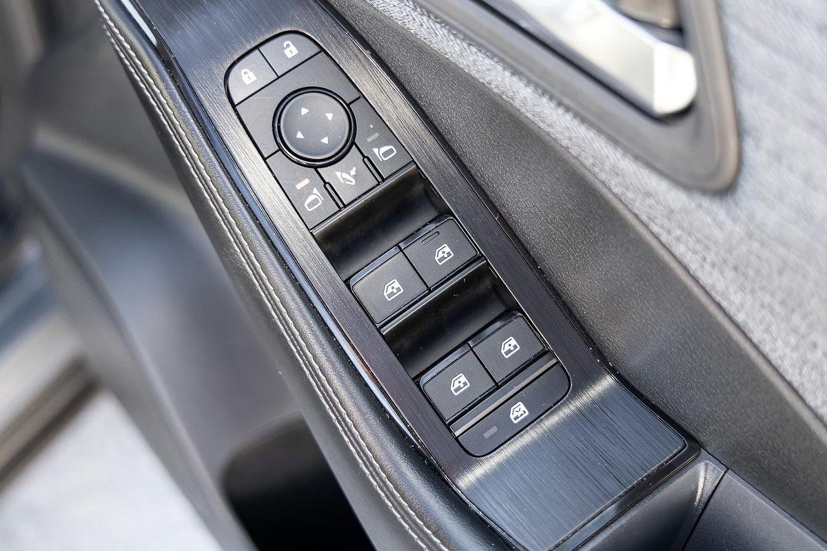 2024 Nissan X-TRAIL ST T33