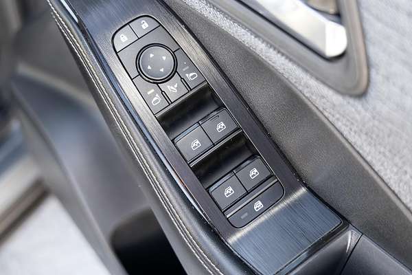 2024 Nissan X-TRAIL ST T33