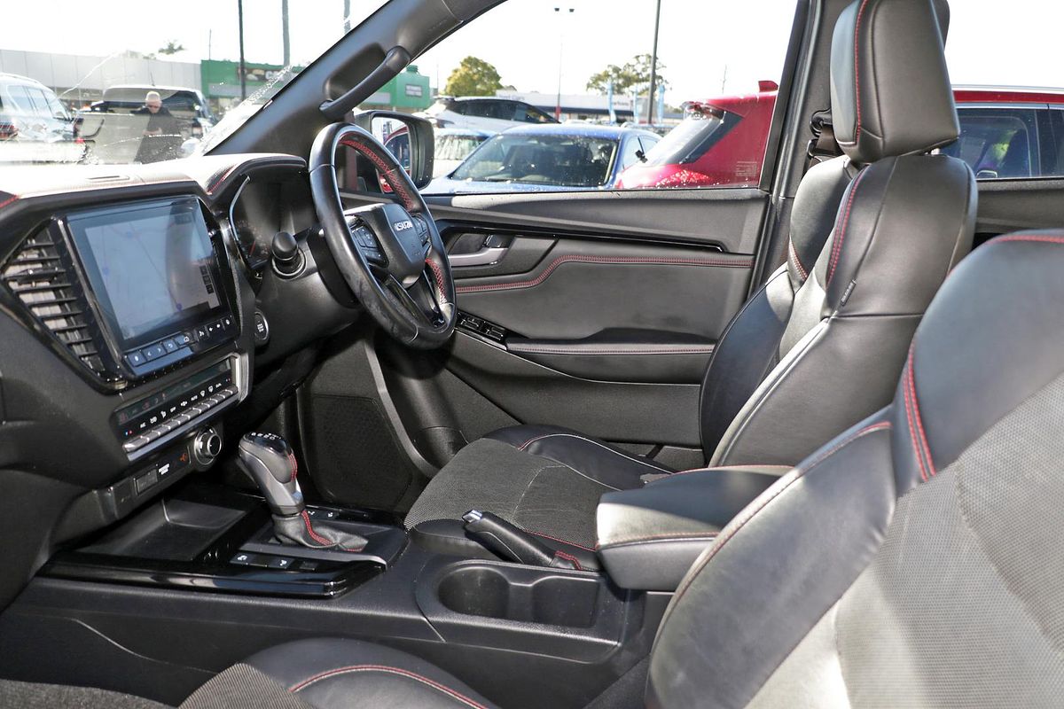 2022 Isuzu D-MAX X-TERRAIN 4X4