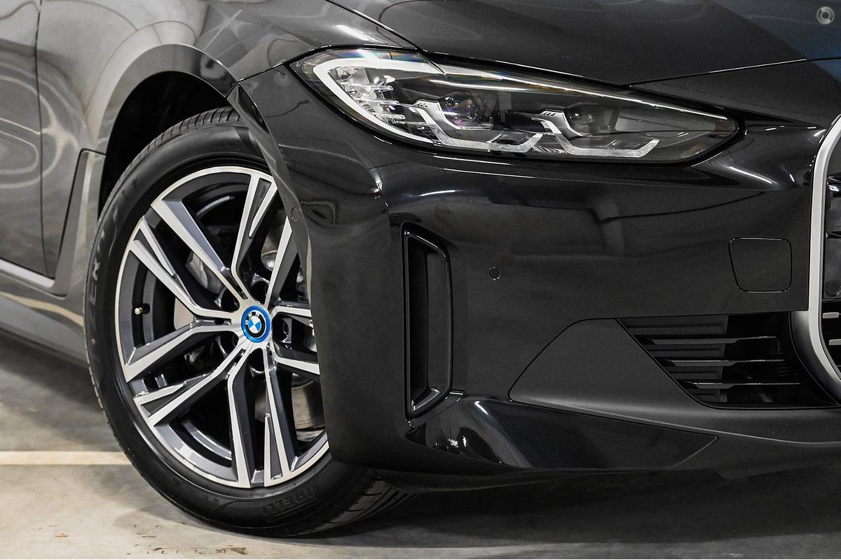 2024 BMW i4 eDrive35 G26