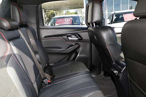 2022 Isuzu D-MAX X-TERRAIN 4X4