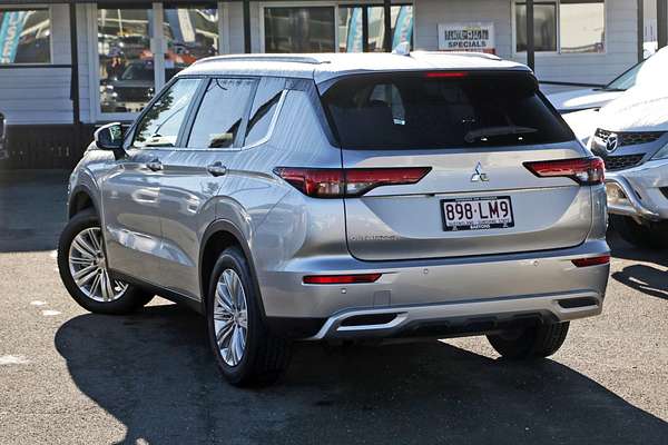 2024 Mitsubishi Outlander LS ZM