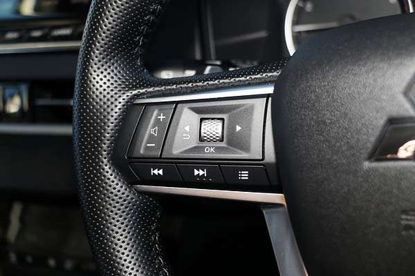 2024 Mitsubishi Outlander LS ZM