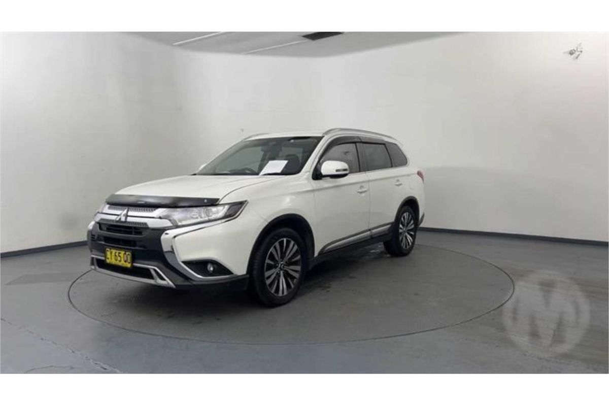 2020 Mitsubishi Outlander LS ZL