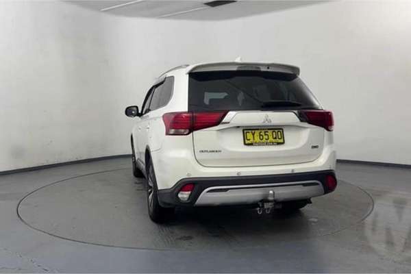 2020 Mitsubishi Outlander LS ZL