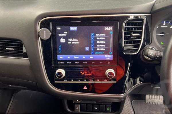 2020 Mitsubishi Outlander LS ZL