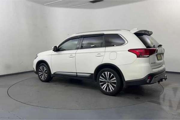 2020 Mitsubishi Outlander LS ZL