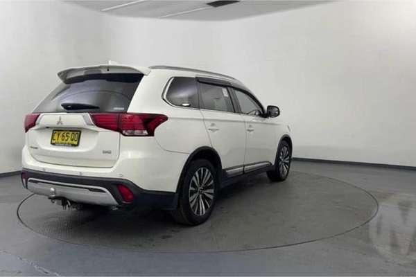 2020 Mitsubishi Outlander LS ZL