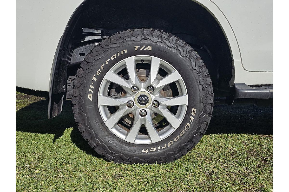2017 Toyota Landcruiser VX VDJ200R