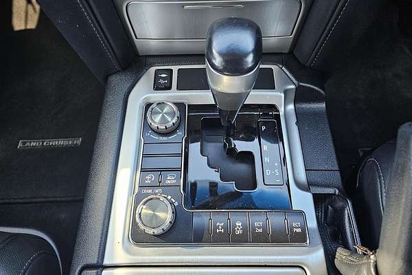 2017 Toyota Landcruiser VX VDJ200R
