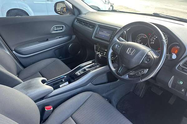 2017 Honda HR-V VTi-S