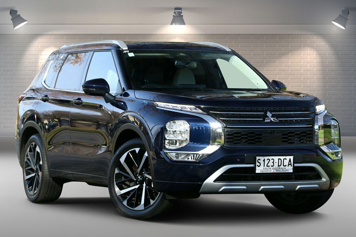 2024 Mitsubishi Outlander Exceed ZM