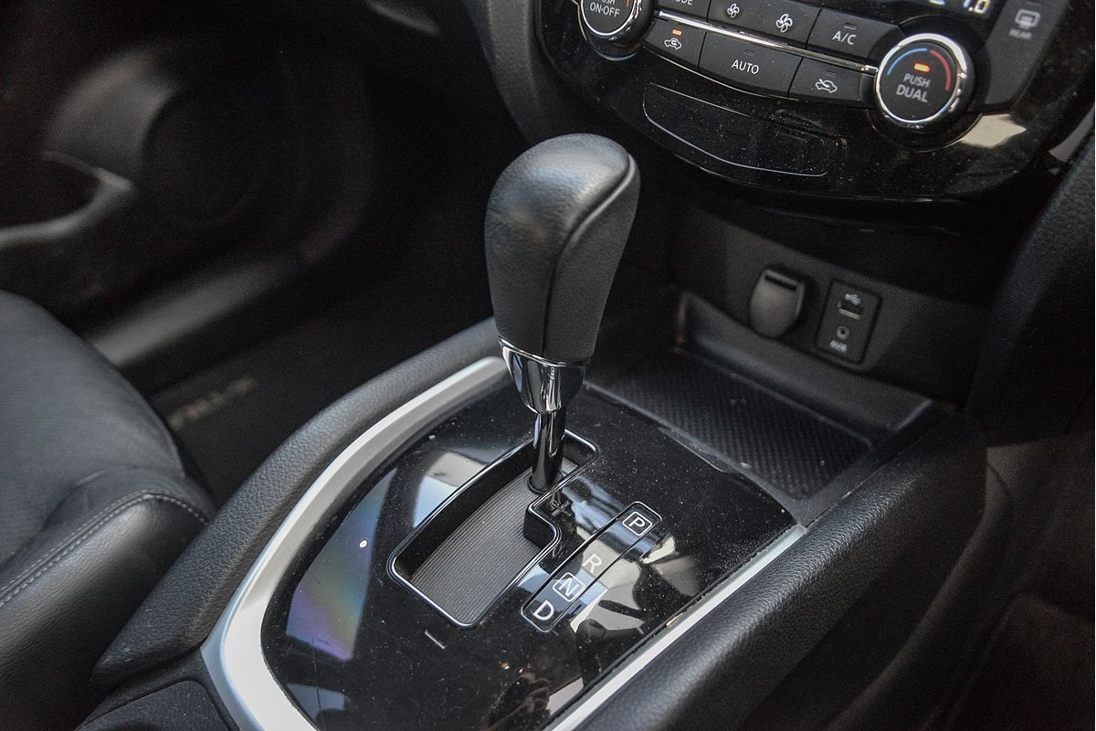 2016 Nissan X-TRAIL ST-L T32