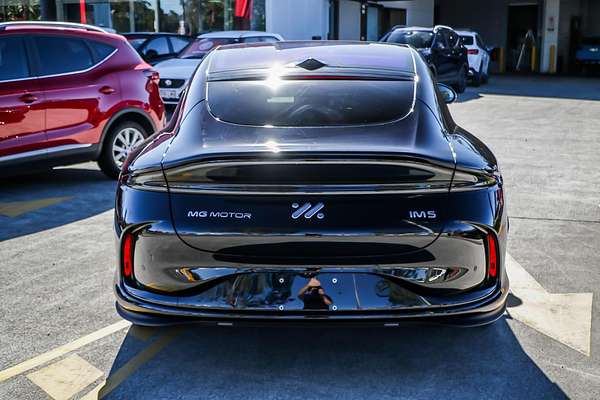 2025 MG IM5