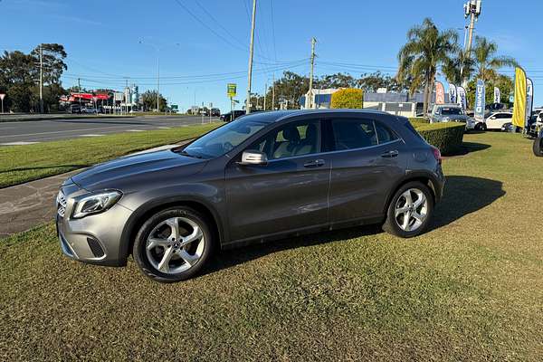 2017 Mercedes-Benz GLA-Class GLA220 d X156