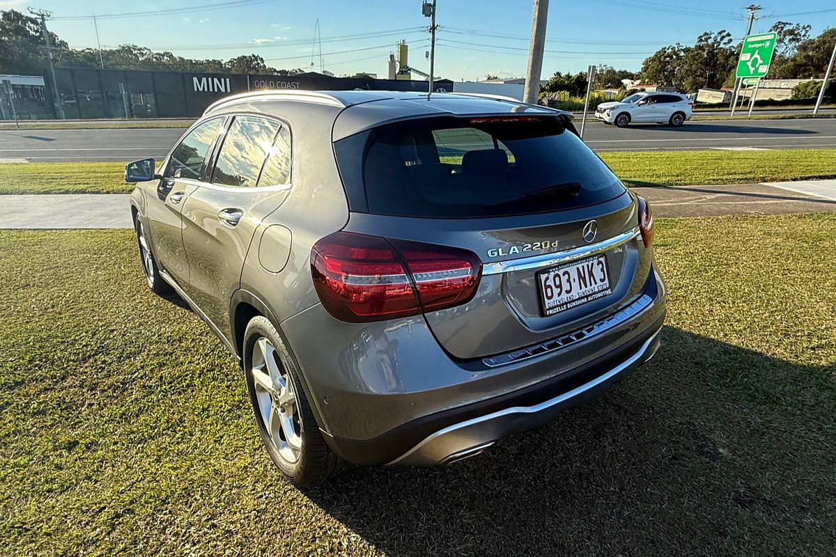2017 Mercedes-Benz GLA-Class GLA220 d X156