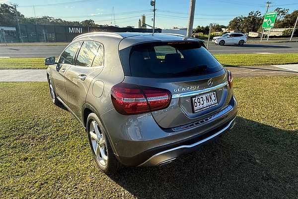 2017 Mercedes-Benz GLA-Class GLA220 d X156