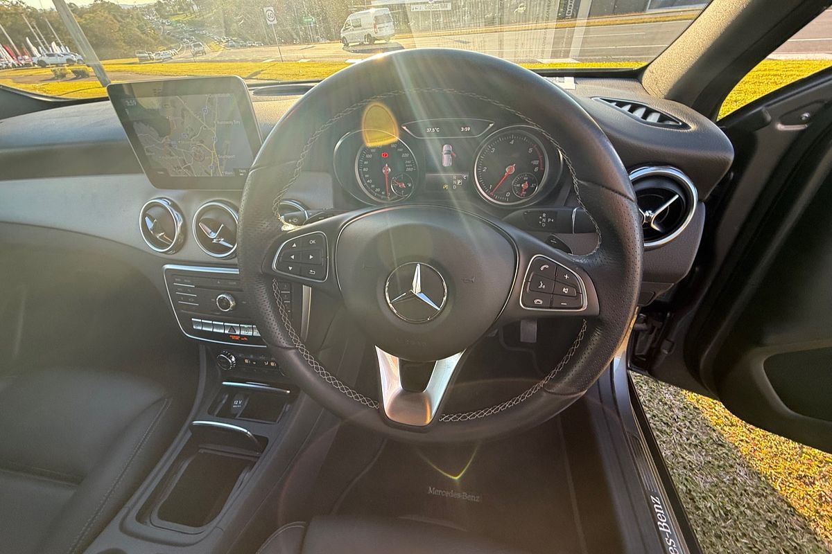 2017 Mercedes-Benz GLA-Class GLA220 d X156