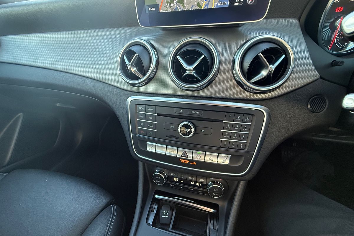 2017 Mercedes-Benz GLA-Class GLA220 d X156