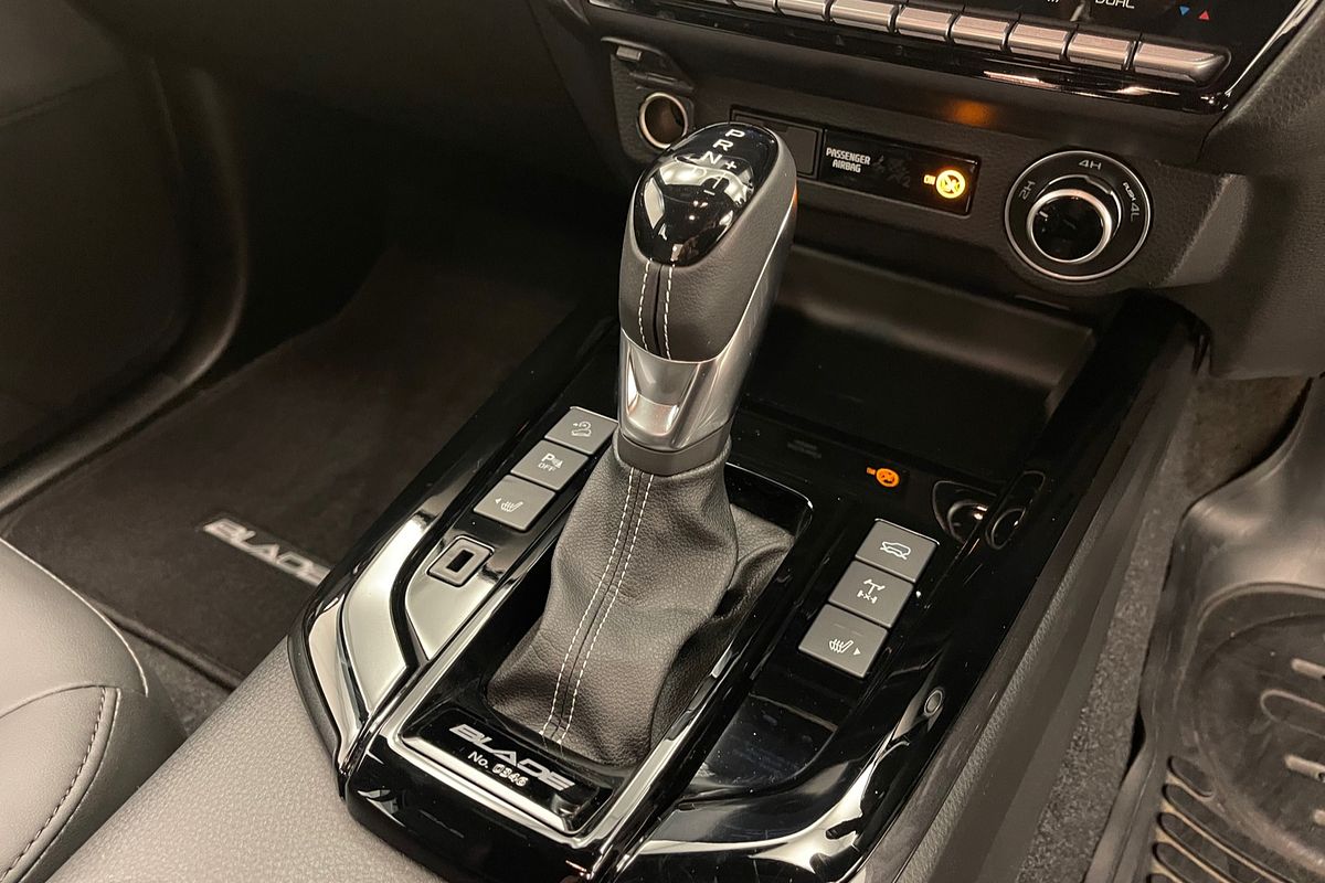 2024 Isuzu D-MAX BLADE 4X4