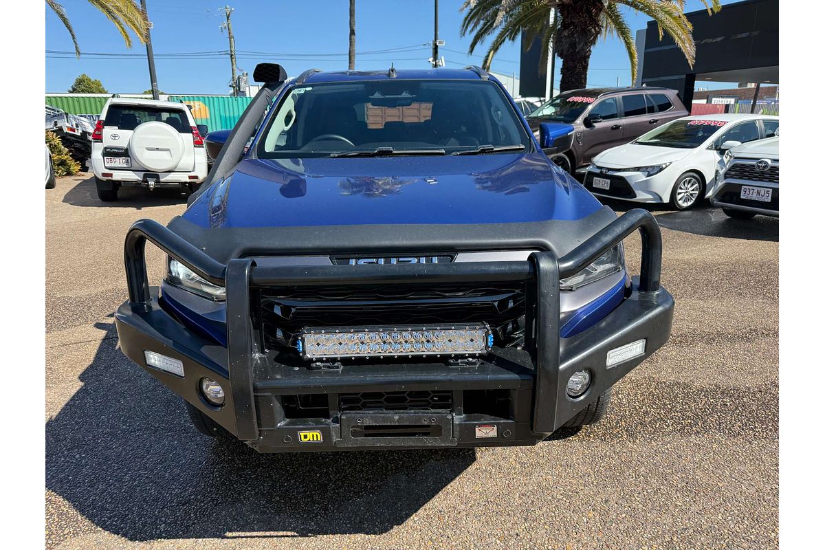 2022 Isuzu MU-X LS-T