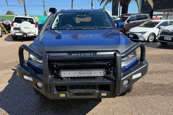 2022 Isuzu MU-X LS-T