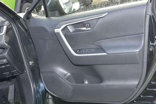 2021 Toyota RAV4 GXL MXAA52R