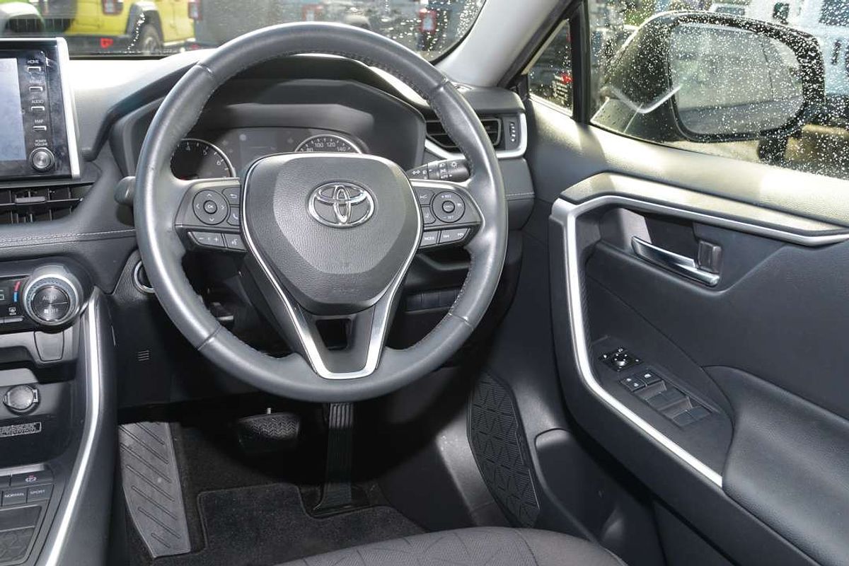 2021 Toyota RAV4 GXL MXAA52R